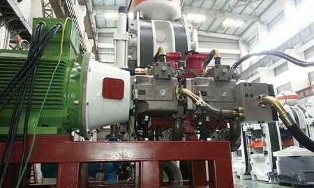 في معدات البناء والسيراميك