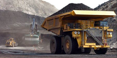 الشاحنات القلابية