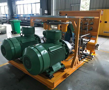 صناعة الطاقة: محطة هيدروليكية لجهاز الرفع لمحطة توليد الطاقة